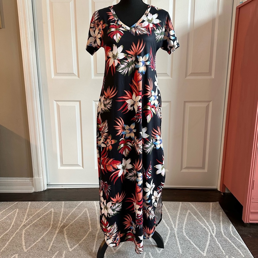 Huskary Black Hawaiian Tropical Split Hem Maxi Mumu Dress